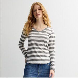 Sonoma Goods For Life Grey Stripe Everyday Long Sleeve V-Neck T-Shirt